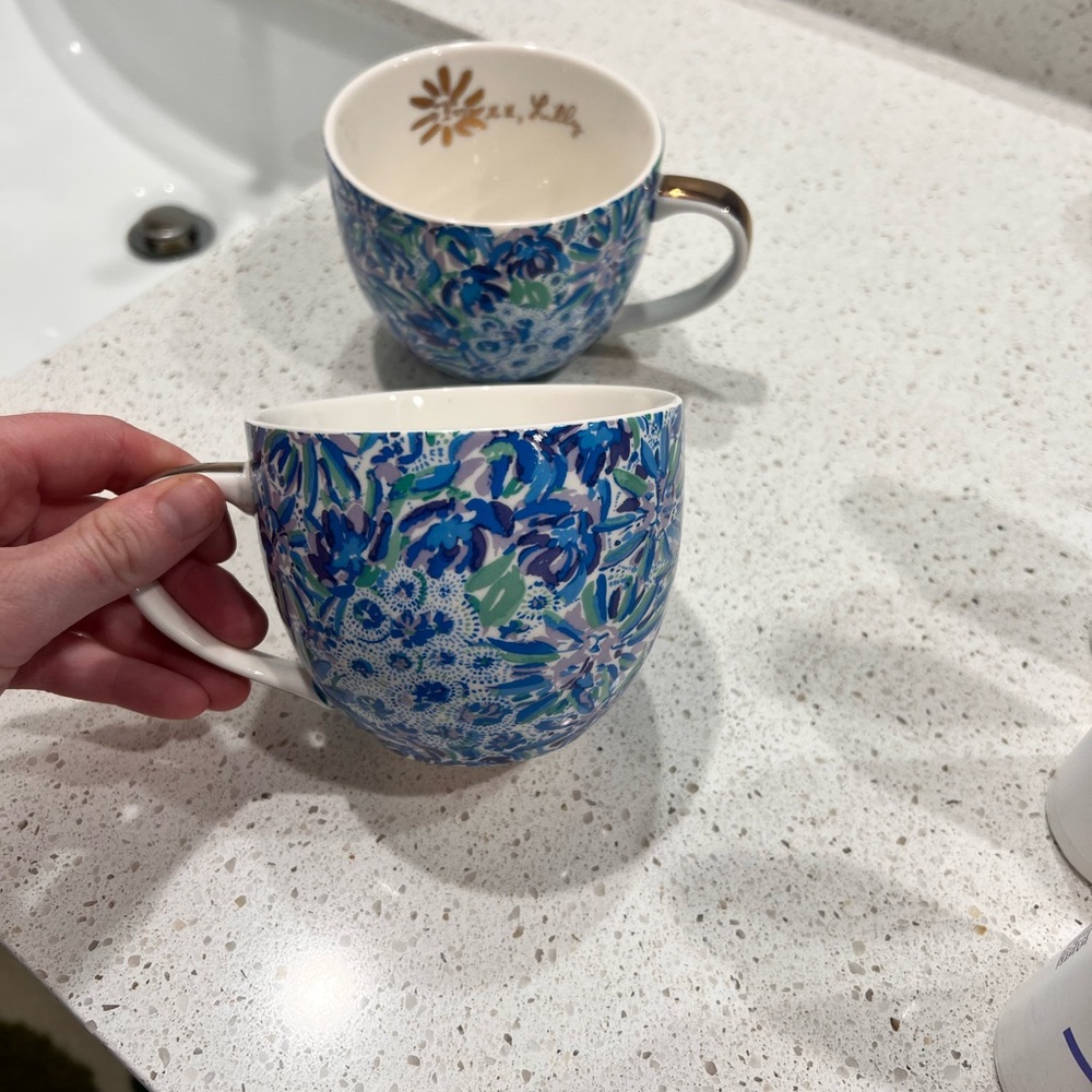 Lily Pulitzer mugs.